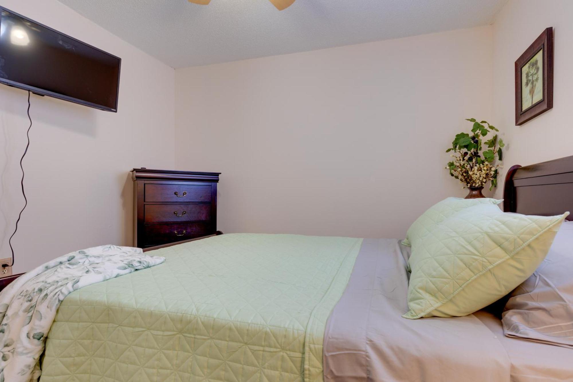 Stunning Gulfport Getaway About 1 Mi To The Beach Exterior foto