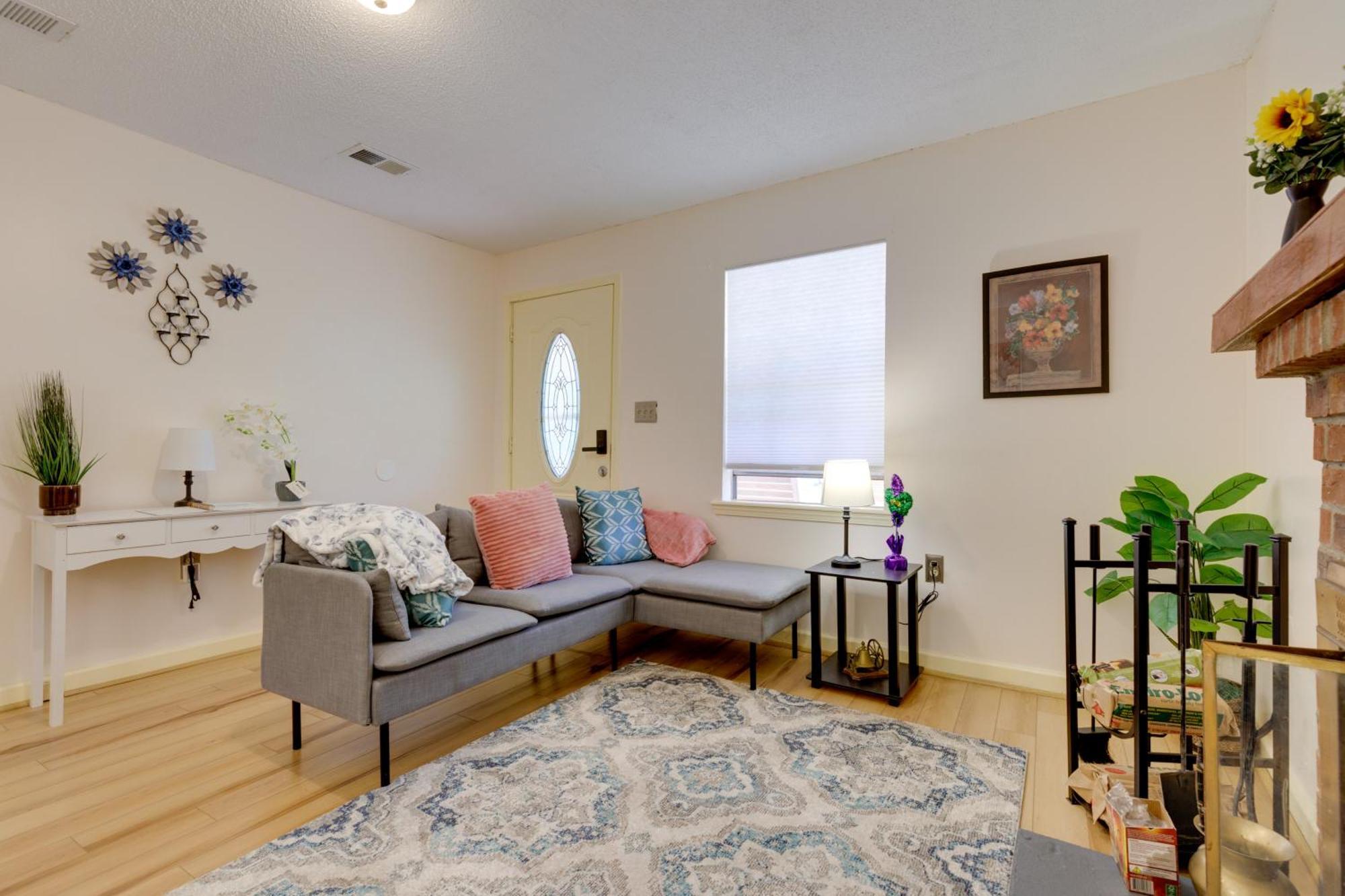 Stunning Gulfport Getaway About 1 Mi To The Beach Exterior foto